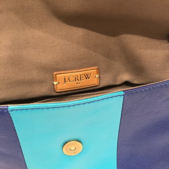 J.CREW 100% Leather Blue Clutch with chain - Picture 5 of 9
